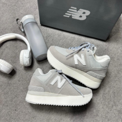 Tênis New Balance Cinza 574 Plataforma - comprar online