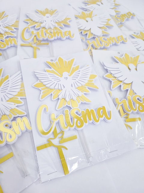 Topo de bolo crisma em papel, Ideal para decorar festas religiosas, esse item une sofisticação e espiritualidade, sendo perfeito para tornar a ocasião ainda mais memorável.