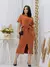 Vendedor Indicado conjunto cropped alongado despojado feminino + saia midi com fenda frontal moletinho para trabalho ou passeio na internet