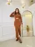 Conjunto de Saia Maxi Midi com fenda frontal e Blusa Gola Alta Cacharrel manga longa