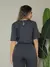 conjunto de blusa com manga curto e calça pantalona de alfaiataria C606 - comprar online
