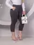 CALÇA CAPRI FEMININA JACQUARD LINHO COM BOLSO E BOTAO. - comprar online