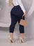 CALÇA CAPRI FEMININA JACQUARD LINHO COM BOLSO E BOTAO. na internet