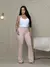 Calça Jeans Feminina Modelo Cintura Alta Flare com Elastano Levanta Bumbum