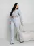 Calça Jeans Feminina Modelo Cintura Alta Flare com Elastano Levanta Bumbum na internet