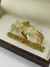 Aliança de Ouro 18k 5mm | Diamantado com Frisos Cruzados - comprar online