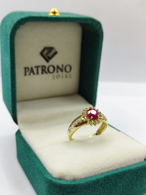 Anel de Formatura em Ouro 18k | Cravejado | Pedra Vermelha - comprar online