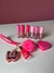 Bolsa de acrílico infantil com 6 mini produtos de makes + esponjinha + chaveiro com balm e Lip Gloss - comprar online