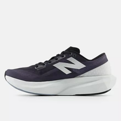 ¡OFERTA EXCLUSIVA! New Balance FuelCell Rebel v4 2×1 en internet