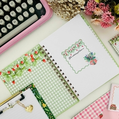 Caderno Minhas Receitas – Morangos na internet