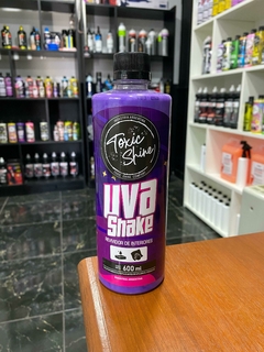 Uva Shake Toxic Shine
