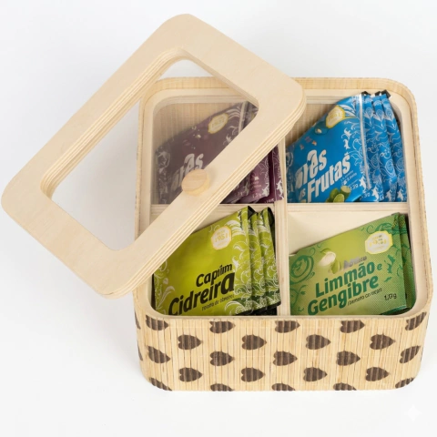 Porta Objetos de Bambu c/Divisórias e Detalhes de Coração – 15x15cm Mundiart