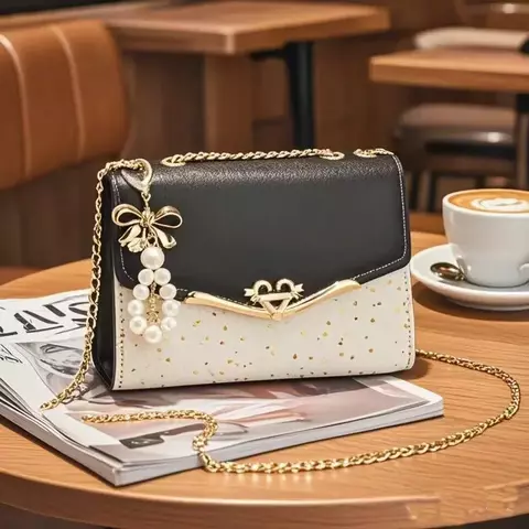 Bolsa Crossbody com Corrente e Lantejoulas – Estilo Coreano, Fashion High-End, Versátil e Moderna