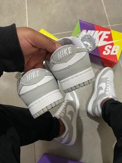 Dunk Low Cinza - Dripin