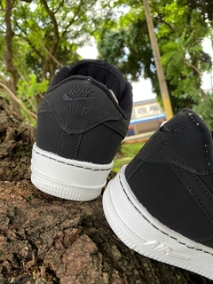 AF1 - Preto Corda na internet