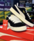 Puma Suede XL Negra / Tira blanca - comprar online