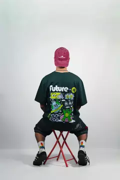 REMERA OVERSIZE “GROOVY” - comprar online