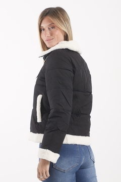 Campera WOLVES VT78302