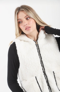 Chaleco corderito oveja con cierre y capucha - tienda online