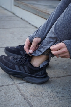 Pantalon Deportivo Tech Gris Melange - PATRICIOS INDUMENTARIA