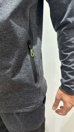 Imagen de Campera Deportiva Heat (Elegi tu color)