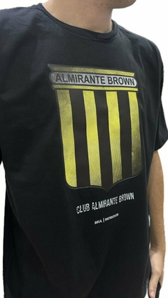 Remera Escudo Almirante Brown - PATRICIOS INDUMENTARIA