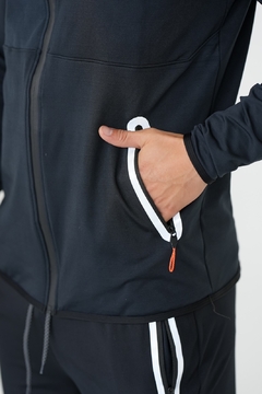 Campera Deportiva Dry (Elegi tu color) - comprar online