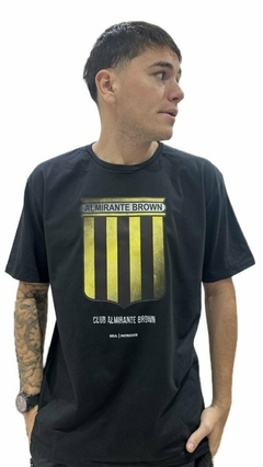 Remera Escudo Almirante Brown en internet