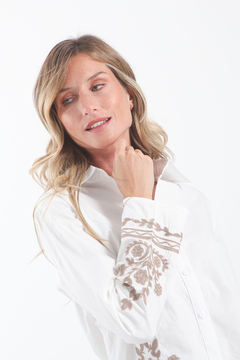 Camisa bordada vtk70006 en internet
