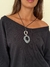Collar Dije Resina Lulu Plateado Negro en internet