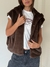 Chaleco Piel Con Capucha Cool. Chocolate - comprar online