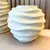 Vaso Coral Branco Off White Pequeno em Cerâmica - 19x15cm