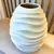 Vaso Coral Branco Off White em Cerâmica - 28x18cm - comprar online