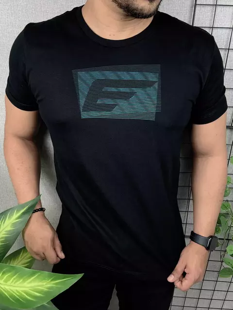 Camiseta ELLUS Preta - comprar online