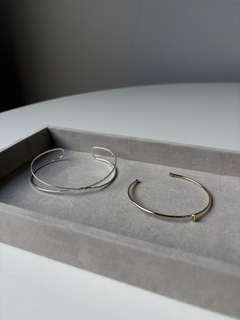 BRACELETE MINIMALISTA na internet