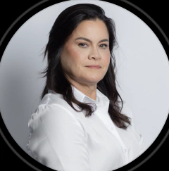 Liliane Albuquerque - 55 anos