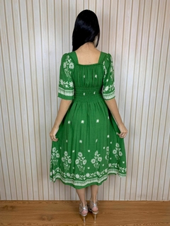 Vestido Vanessa na internet