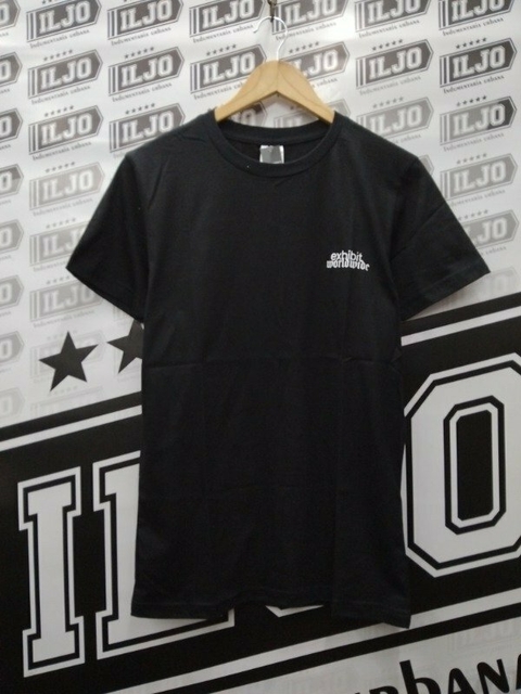 REMERA BRT REGULAR EXHIBIT NEGRO - comprar online