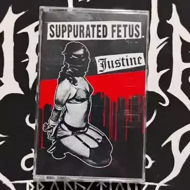 SUPPURATED FETUS - Justine - comprar online