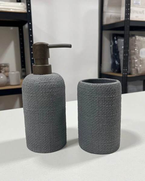 Dispenser y Porta Cepillo Resina