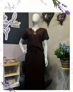 Conjunto de moletinho- saia e blusa