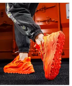 Tênis masculinos sapatos respirável na internet