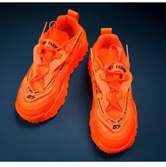 Tênis masculinos sapatos respirável na internet