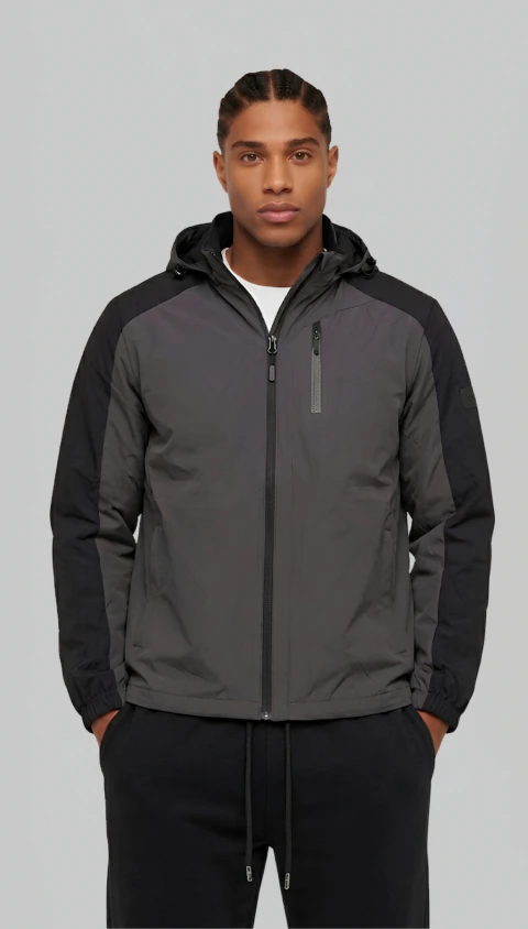 Campera deportiva con capucha de hombre ZCB18
