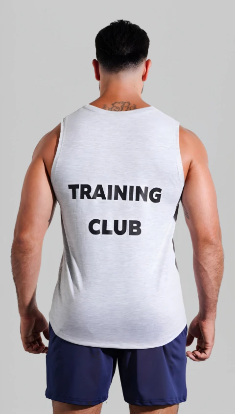 Imagen de S/C Musculosa hombro ancho TRAINING CLUB ZM8