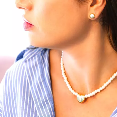 Choker Pérolas Coração Dourado