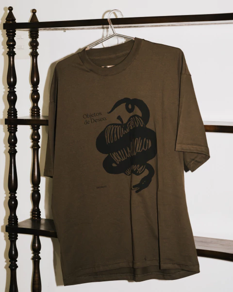 Remera Objetos de Deseo