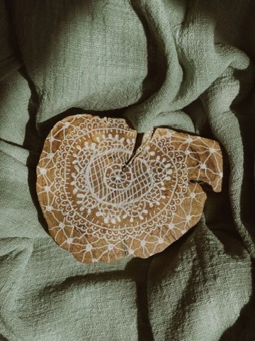 Raízes II – Mandala em madeira reaproveitada de árvore de café