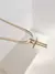 Colar Crucifixo Rabo De Gato - Banho de Ouro 18k - comprar online