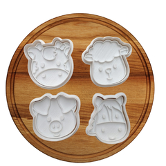 Kit com 4 Cortadores de Biscoito Pasta Americana Biscuit Fazendinha 4 CT12235